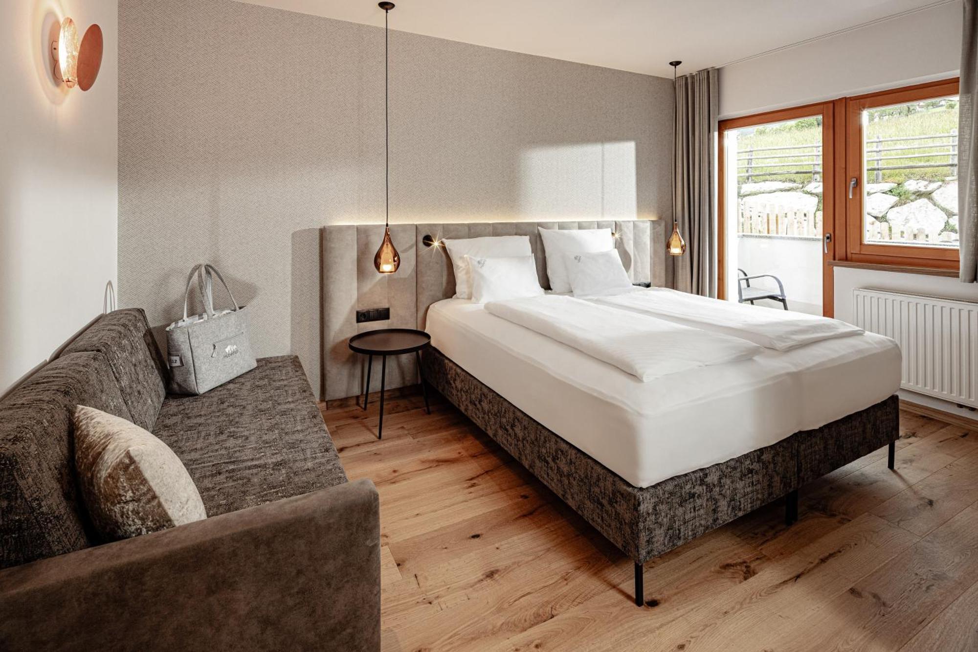 Hotel Panoramahotel Huberhof 4*